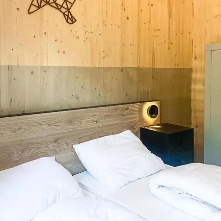 2 Bedroom Stacaravan In